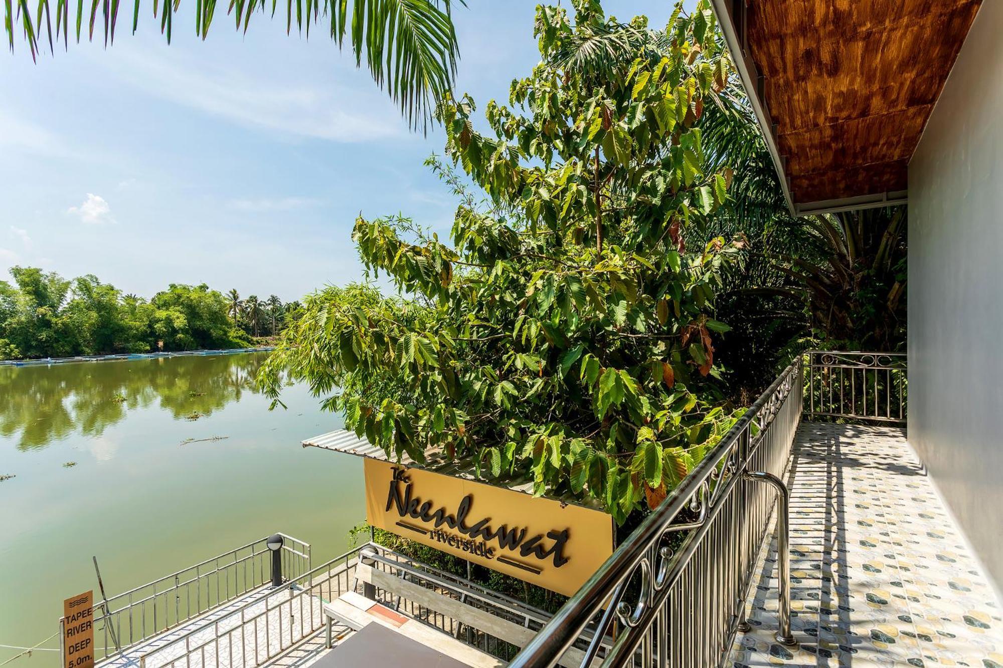 Neenlawat Riverside Surat Thani Bagian luar foto