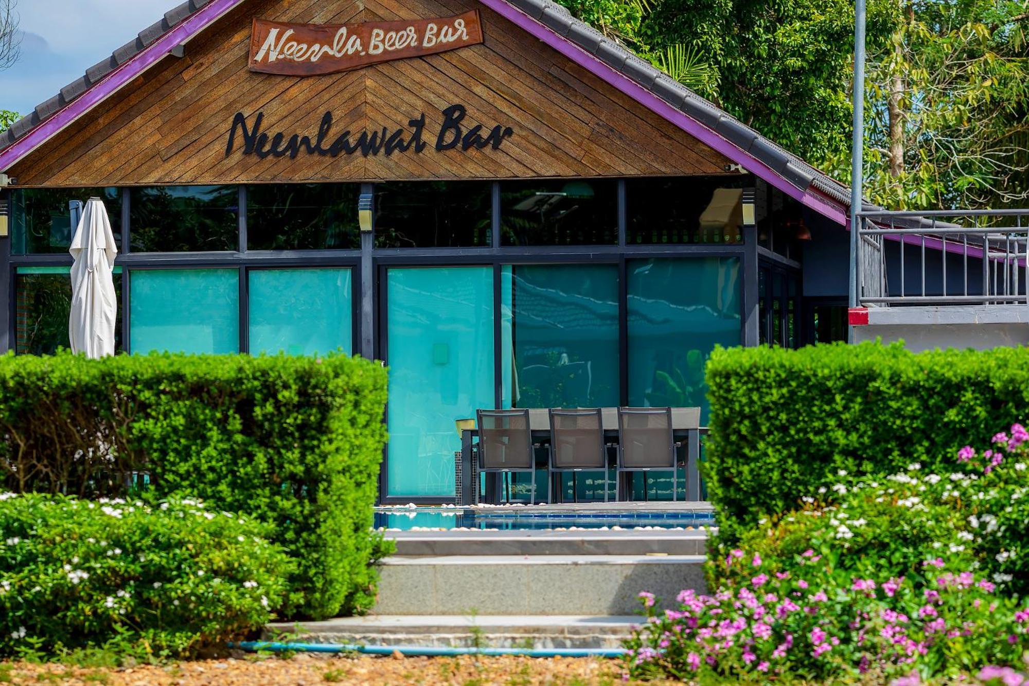 Neenlawat Riverside Surat Thani Bagian luar foto